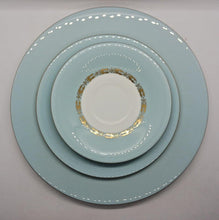 Load image into Gallery viewer, Minton Bone China Blue with Gold Leaves Trim Pattern 5 Piece Place Set x 4, 20pc