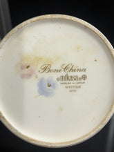 Load image into Gallery viewer, Vintage Mikasa Bone China, Narumi Japan - Coffee Set (20pcs)