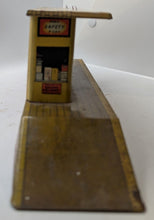 Load image into Gallery viewer, Vintage Train Tinplate Station - Brimtoy - Mettoy - Tri-ang