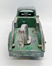 Load image into Gallery viewer, Vintage Hubley 1950’s Metal Wrecker Green Tow Truck 6 3/4" Kiddie Toy # 452 USA