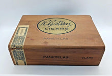 Load image into Gallery viewer, R. G. Dun 11 Cents Panetelas Claro Factory No. 34 Cigar Box