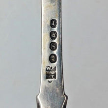 Load image into Gallery viewer, 1813 Crested Sterling Marrow Scoop William Eley, Fearn, Chawner