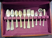 Load image into Gallery viewer, Oneida Community KING CEDRIC Silverplate Plate 1933 Silverware Flatware (53) Set