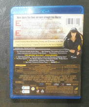 Load image into Gallery viewer, Salt (Blu-ray, 2010, Canadian Unrated Deluxe Extended Edition)