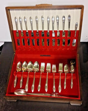 Load image into Gallery viewer, 1847 Rogers Bros Original Rogers Silverplate AI Cutlery (75 piece) Set with case