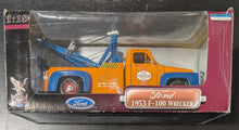 Load image into Gallery viewer, Road Signature 1953 Ford F-100 Wrecker Tow Truck 1:18 Scale Diecast Orange /Blue