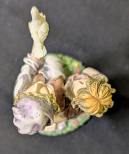 Load image into Gallery viewer, Mother and Child Figurine with Bird