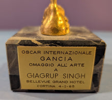 Load image into Gallery viewer, 1965 Gancia Oscar Internazionale Art Award Trophy Giagrup Singh