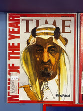 Load image into Gallery viewer, Lot of 5 Vintage TIME Magazines 1975 - Faisal, Ford, Detroit, Earthquake