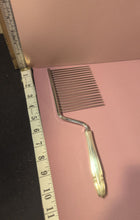 Load image into Gallery viewer, Wallace Stradivari Sterling Silver Handle Cake Breaker Comb Server