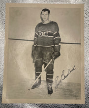 Load image into Gallery viewer, Lot of 4 1945-54 Quaker Oats Hockey Photos Montreal Canadiens Robert Gillion