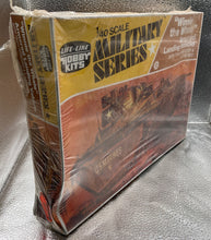 Load image into Gallery viewer, Vintage Life-Like Winnie the Whale Armored Landing Vehicle 1/40 Model Kit Sealed