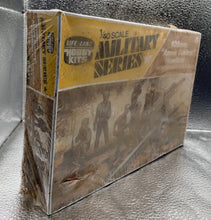 Load image into Gallery viewer, Life-Like 1/40 Military Series 105mm "Annie Oakley" Howitzer Kit 09658