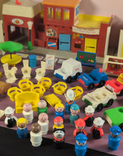 Load image into Gallery viewer, Vintage Fisher-Price Little People Play Family Village #997 Playset Lot