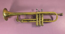 Load image into Gallery viewer, Vintage 1930s Conn "Choice of the Artists" Trumpet with Original Case