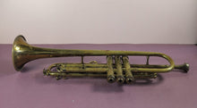 Load image into Gallery viewer, Vintage 1930s Conn "Choice of the Artists" Trumpet with Original Case