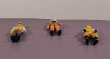Load image into Gallery viewer, Lot of 3 Vintage Action Figures: Kenner Star Wars Luke & Fisher-Price Pilots