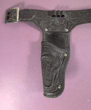 Load image into Gallery viewer, Vintage Black Tooled Leather Western Double Gun Holster Belt Cowboy Rig