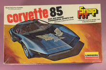 Load image into Gallery viewer, Lindberg Corvette 85 GM's Mid-Engine Experimental Car Snap Fit 1/18 Kit
