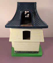 Load image into Gallery viewer, Vintage 1976 Romper Room Hasbro Weebles Haunted House (Shell Only)