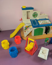 Load image into Gallery viewer, Vintage 1976 Fisher-Price Little People Sesame Street Clubhouse #937 Playset