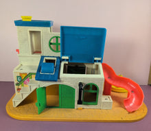 Load image into Gallery viewer, Vintage 1976 Fisher-Price Little People Sesame Street Clubhouse #937 Playset