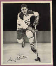 Load image into Gallery viewer, Lot of 8 1945-54 Quaker Oats Hockey 8x10 Photos
