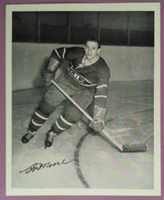 Load image into Gallery viewer, Lot of 8 1945-54 Quaker Oats Hockey 8x10 Photos