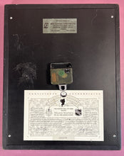 Load image into Gallery viewer, Wayne Gretzky Hockey Hall of Fame Limited Edition All-Time Scorer Wall Clock
