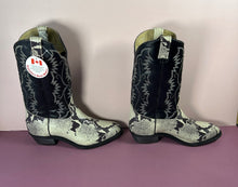 Load image into Gallery viewer, Canada West Boots Black & White Snakeskin Pattern Cowboy Boots - Size 11