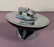 Load image into Gallery viewer, Vintage Ronson Tempo MCM 2-Tone Chrome & Black Table Lighter