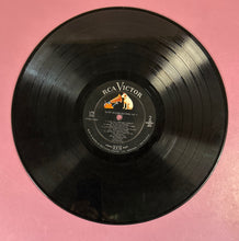 Load image into Gallery viewer, Elvis Presley - Elvis' Golden Records Vol. 3 - 1963 RCA Victor LP (LPM-2765)
