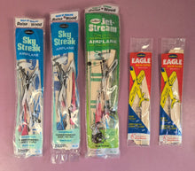 Load image into Gallery viewer, Lot of 5 Guillow's Balsa Wood Airplanes Sky Streak Jet-Stream & Eagle
