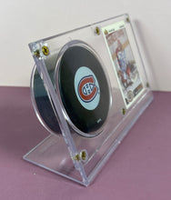 Load image into Gallery viewer, Patrick Roy Signed 1992 Upper Deck #614 Card & Canadiens Puck Display Case