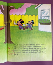 Load image into Gallery viewer, Vintage 1971 Little Golden Book D105 Walt Disney World Surprise for Mickey Mouse