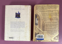 Load image into Gallery viewer, Lot of 2 Harry Potter Books: Goblet of Fire (UK) & L'école des sorciers (FR)