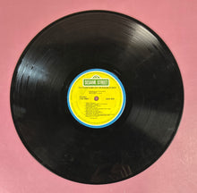 Load image into Gallery viewer, Sesame Street - 25 Greatest Hits Vinyl LP (MISMATCHED RECORD) K-Tel KF 142