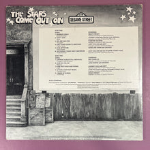 Load image into Gallery viewer, The Stars Come Out On Sesame Street Vinyl LP (Mismatched Record) CTW 79007