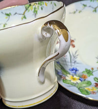 Load image into Gallery viewer, AYNSLEY Fine Bone China Corset Cup & Saucer - Wild Spring Flowers - Cream & Blue