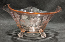 Load image into Gallery viewer, Beautiful Etched Pink Depression Glass Dessert Plates & Footed Serving Bowl