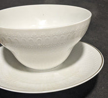 Load image into Gallery viewer, Vintage Porcelain Gravy Bowl - Classic Rose by Rosenthal Group - Germany