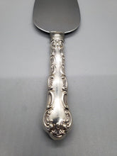 Load image into Gallery viewer, Birks Sterling Silver Handled Flat Pie Server - Louis XV