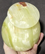 Load image into Gallery viewer, Beautiful Polished Green Onyx Vase - Heavy!