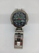 Load image into Gallery viewer, Harve Benard Men's 30M Stainless Steel Caseback Watch 20-055