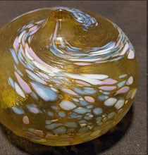 Load image into Gallery viewer, Beautiful, Delicate Art Glass Orb / Vase -- Signed -- Orange