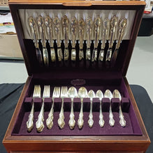 Load image into Gallery viewer, Reed & Barton English Crown Cutlery 60 pc Set