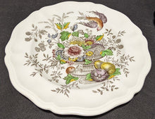 Load image into Gallery viewer, 4 x ROYAL DOULTON Bone China - Hampshire - D-6141 - 3 Pc. Plate Set