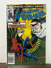 Load image into Gallery viewer, 1983 Marvel Comics the Amazing Spider-man #240, Canadian Price Variant