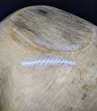 Load image into Gallery viewer, Vintage Scalloped Wooden Serving Bowl - As Shown