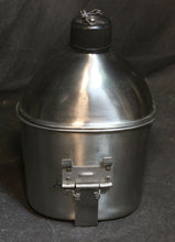 Load image into Gallery viewer, Lot of Modern Militaria